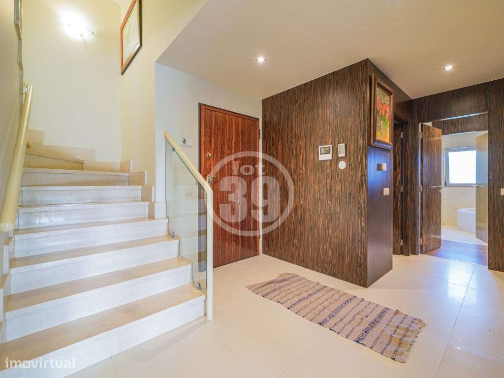 Fantástica propriedade de luxo inserida num generoso lote de terren... - Grande imagem: 4/46