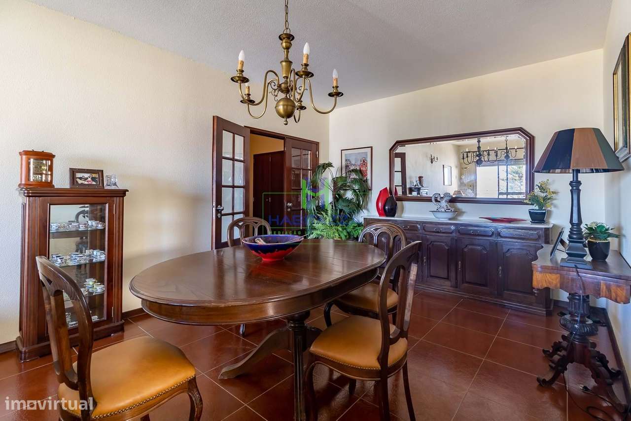 Apartamento T2, Último Andar, Vista Mar e Serra, em zona central de La-7