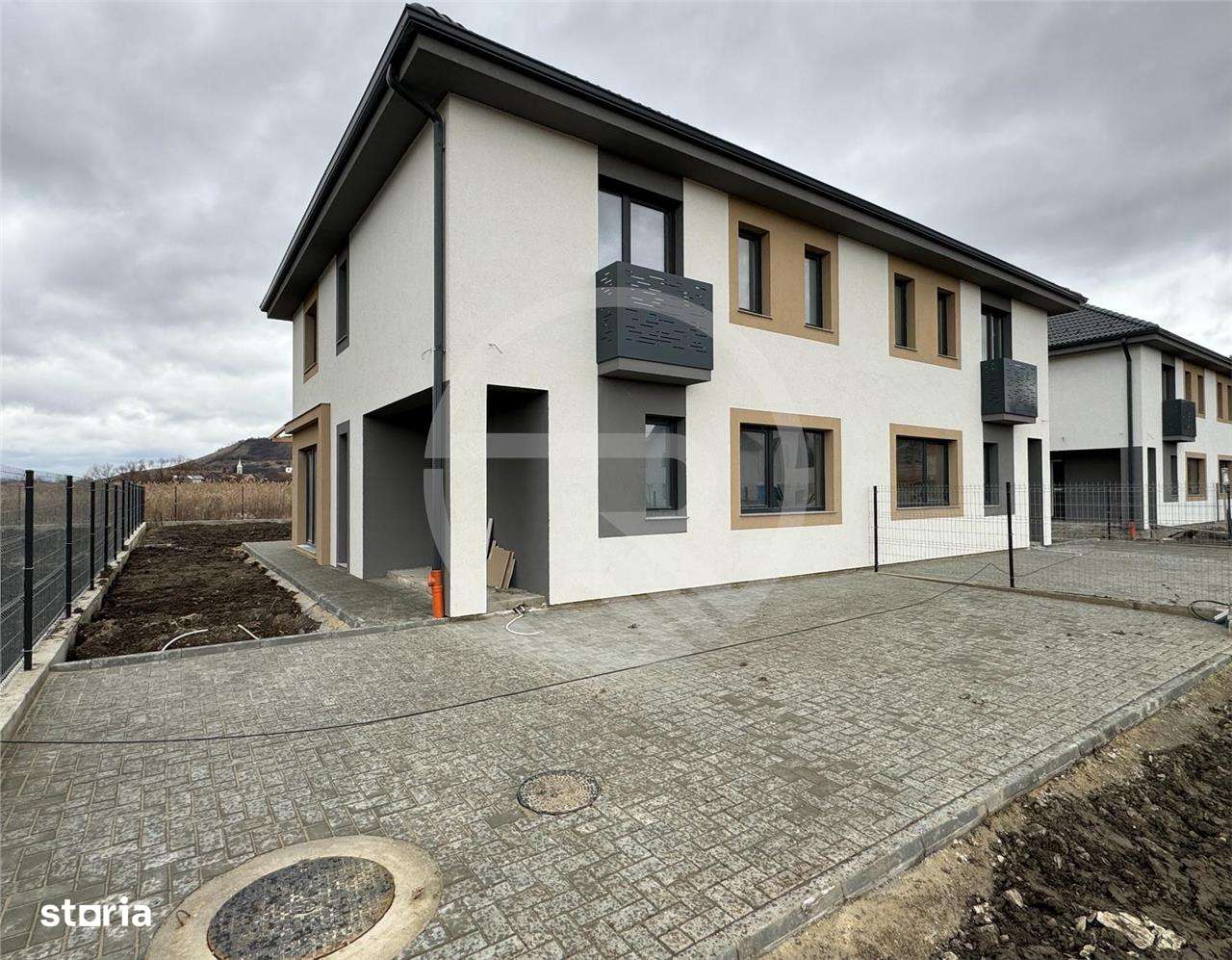 Casa Tip Duplex situata in Chinteni!350 Mp Teren!118 Mp utili! - Imagine principală: 2/12