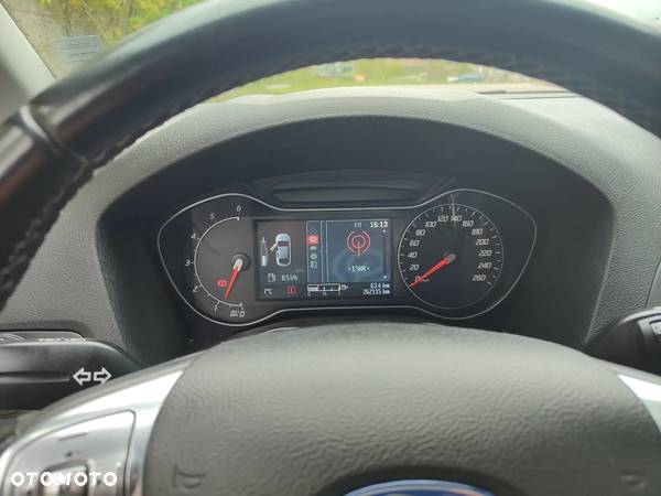 Ford Mondeo 2.0 TDCi Titanium - 23