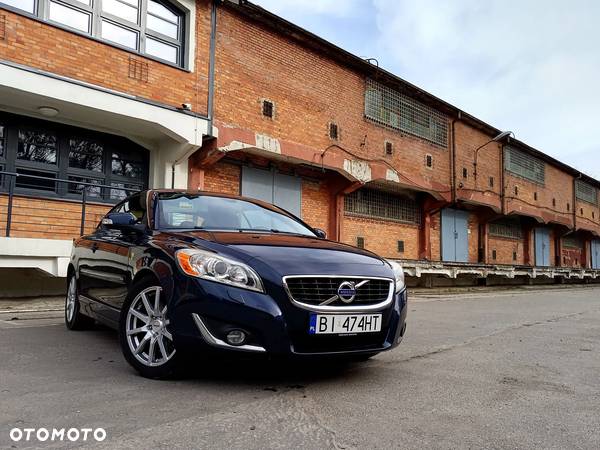 Volvo C70 T5 Summum - 3