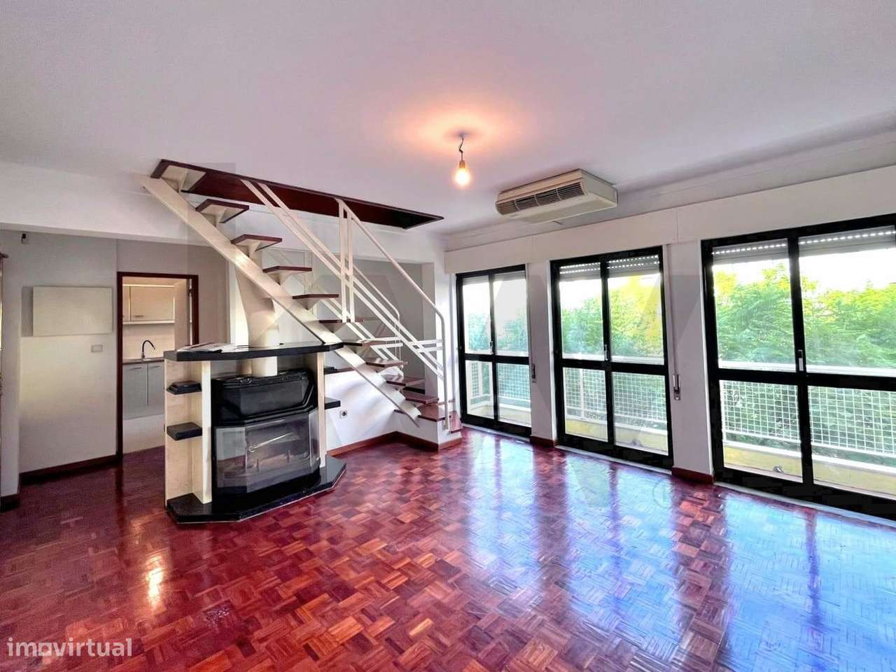 Arrendamento T3 Duplex, Escritório no Sótão e com 2 lugares de parquea - Grande imagem: 2/20