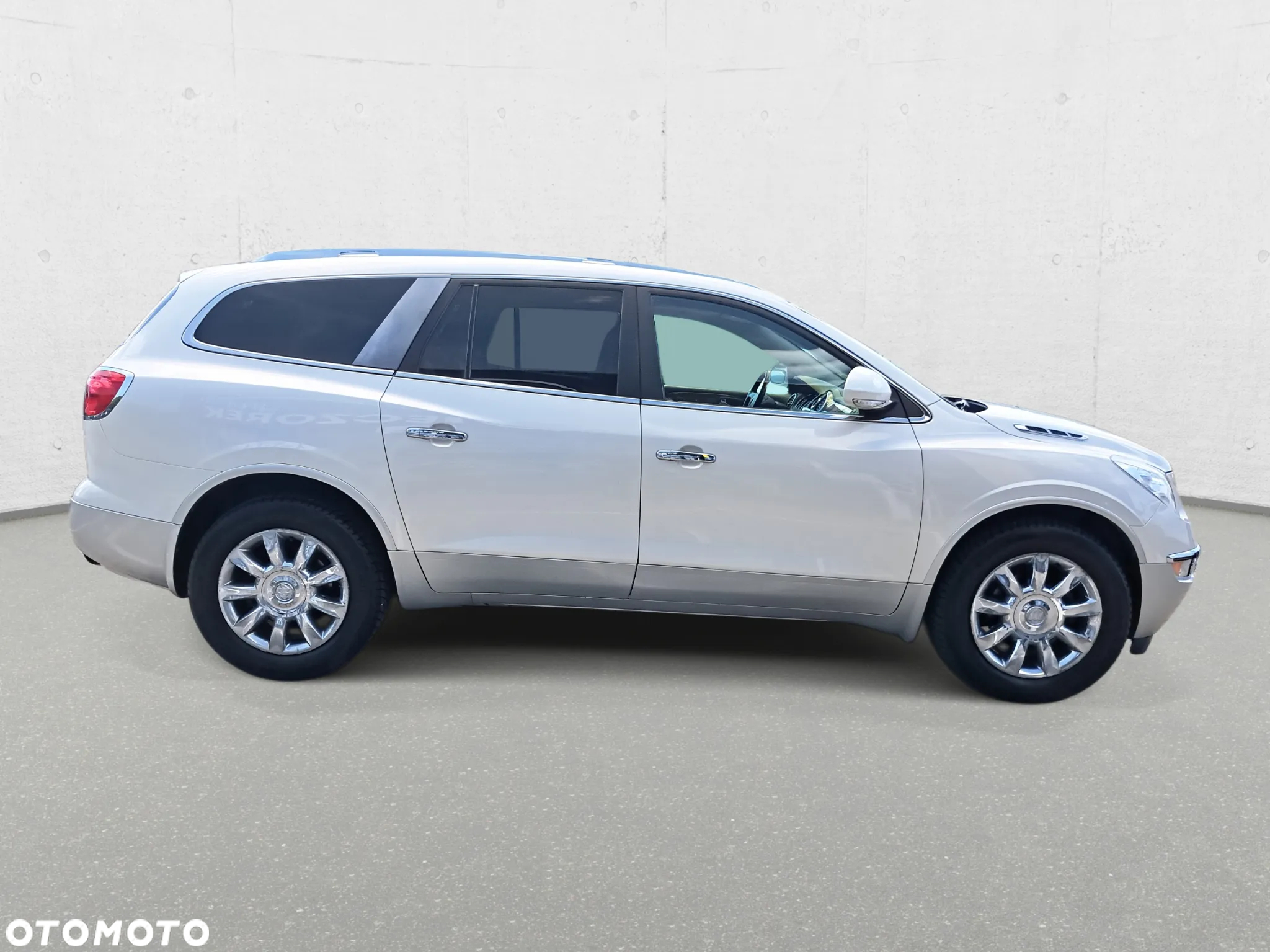 Buick Enclave - 4