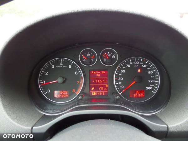 Audi A3 1.8 TFSI Ambiente S tronic - 25