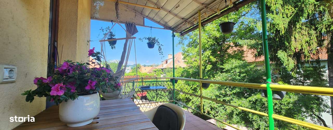 Apartament 4 camere, etaj 1/1, la casa, garaj, Centrul Civic - AFI. - Imagine principală: 4/17