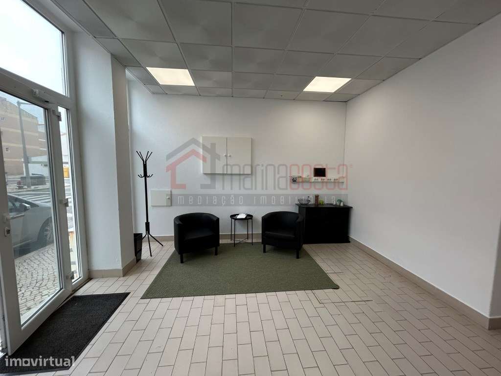 Espaço Comercial para ARRENDAMENTO em Peniche - Grande imagem: 2/9