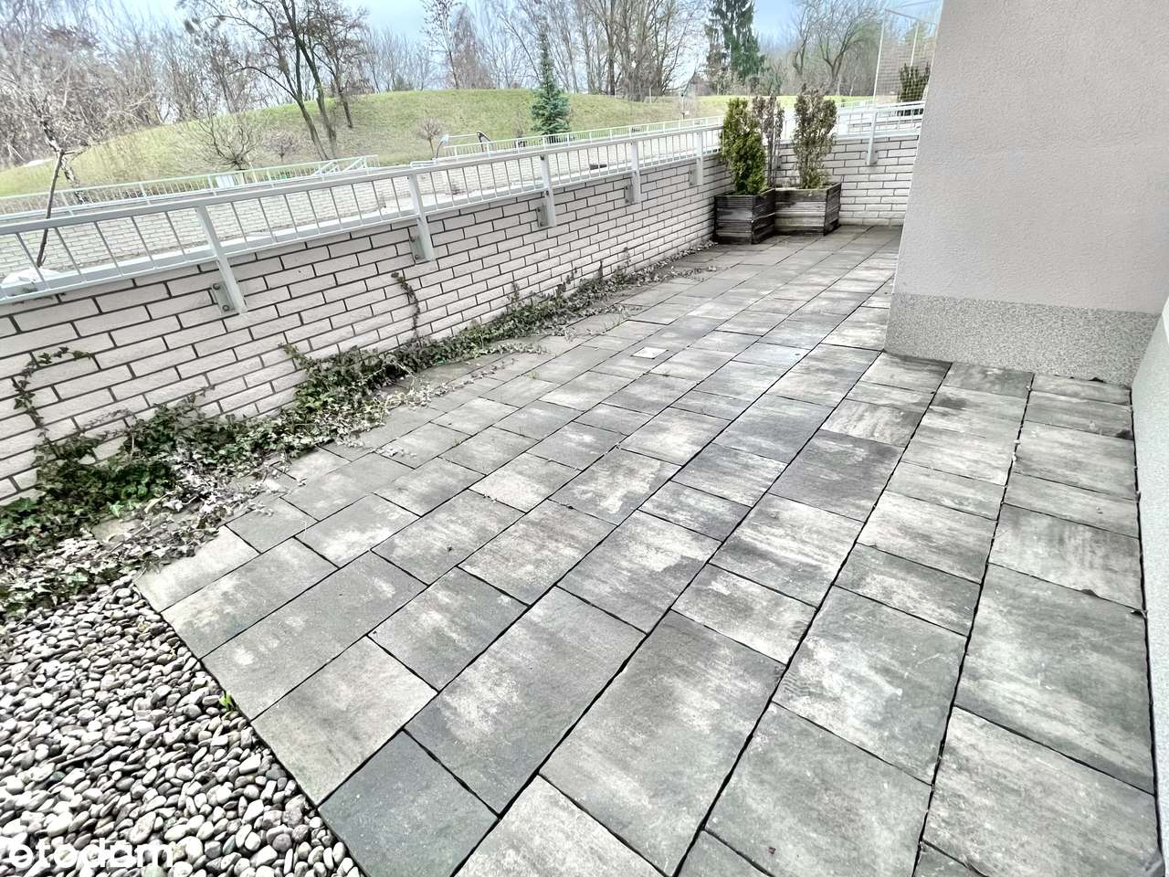 Nowe 2 pokoje z ogródkiem – garaż, komórka, Lipowa Ostoja!-9