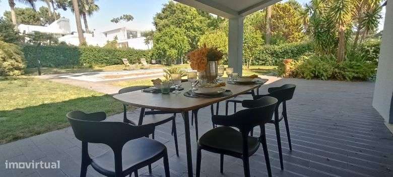 Moradia Independente T4 na Herdade da Aroeira com piscina, garagem a 2-7