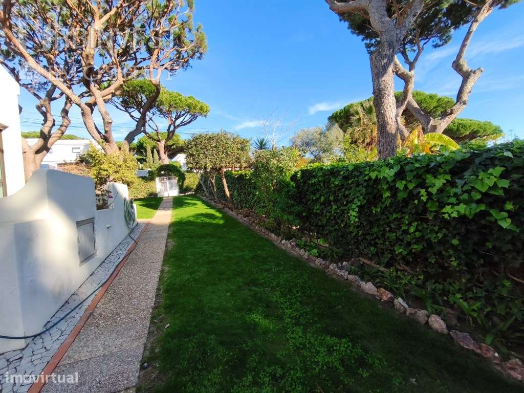 Magnífica Moradia T6 a 400m da Marina, em Vilamoura-41