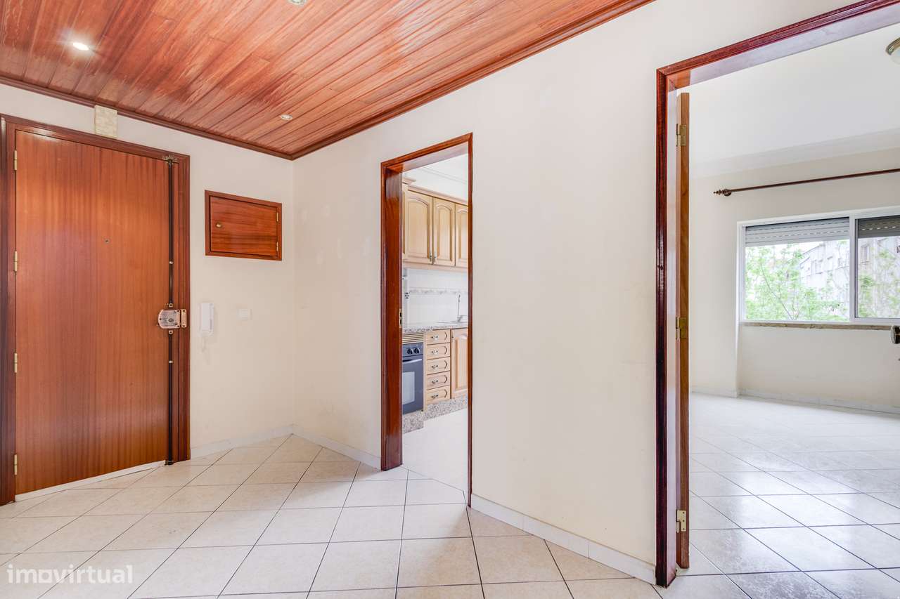 APARTAMENTO T2 | C/ ARRECADAÇÃO | CENTRO DE ALVERCA-3