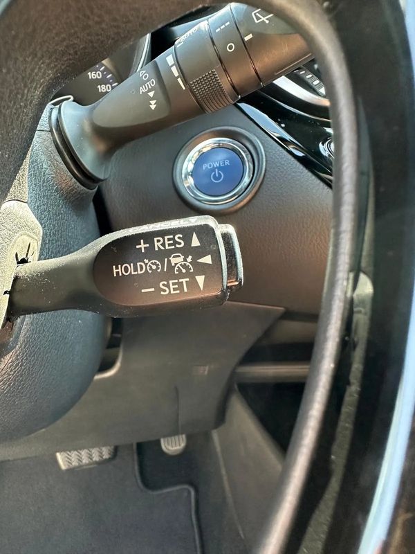 Toyota C-HR 1.8 HSD 122 CP 4x2 CVT Cult - 23