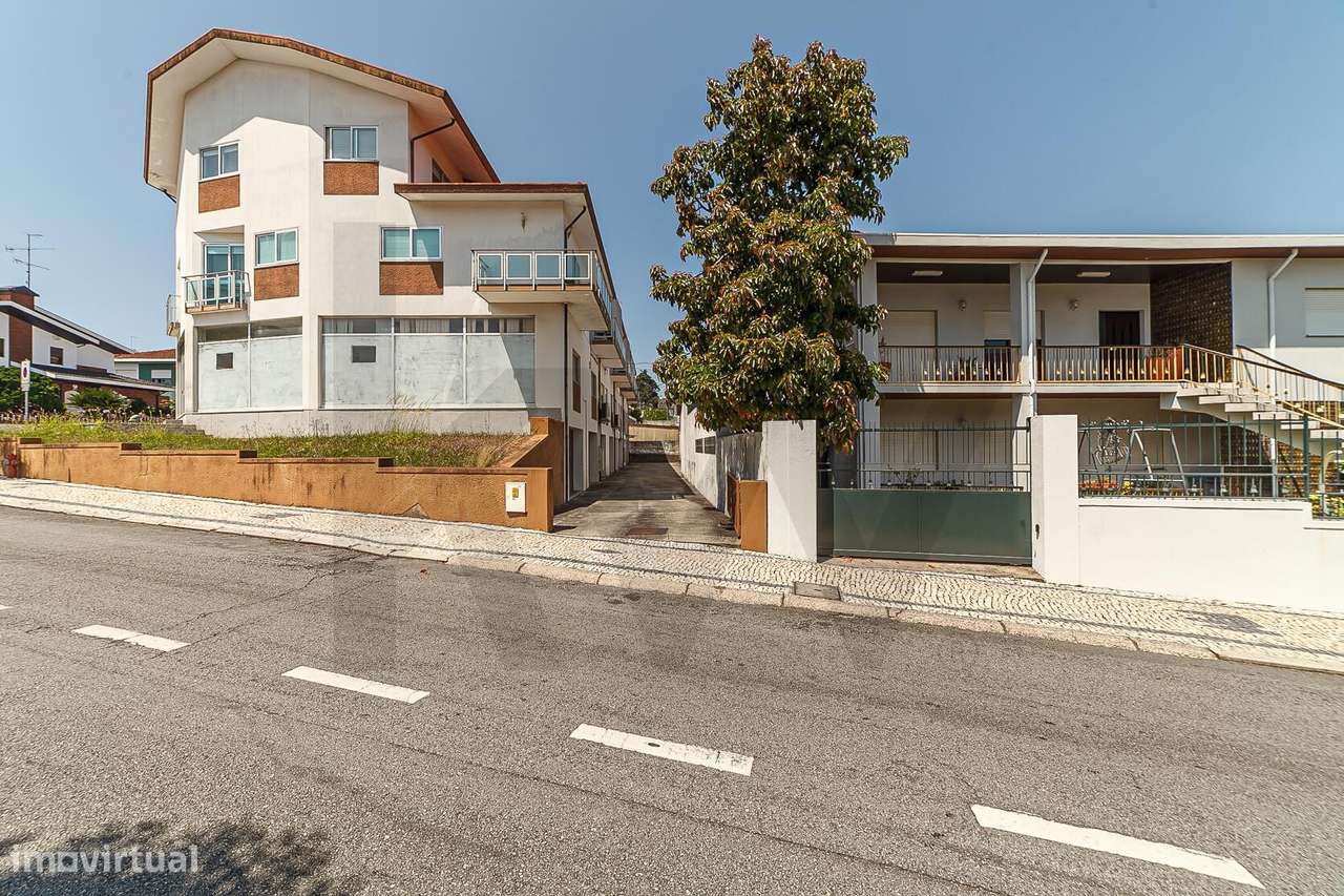 Garagem no centro histórico - Grande imagem: 2/19