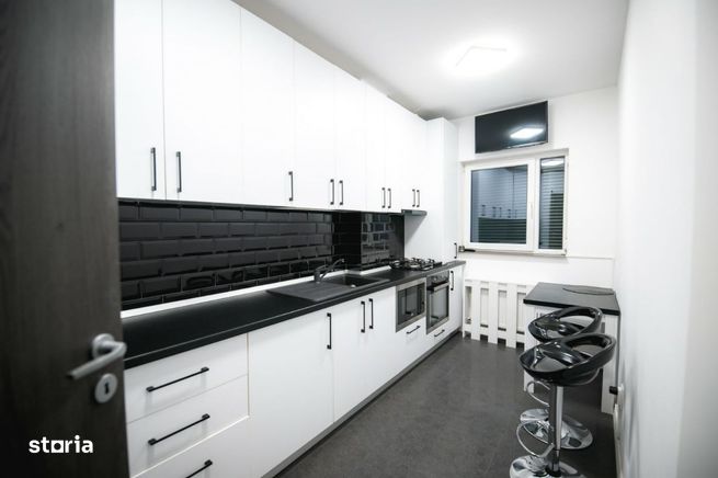 Apartament cu 3 camere sd.COPOU