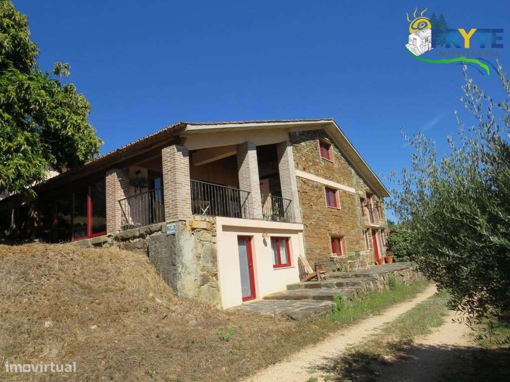 Quinta de 1,6 ha situada muito próxima da Vila da Sertã - Grande imagem: 2/60