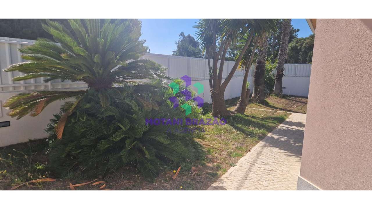 Magnífica Moradia Sesimbra c/Piscina-4