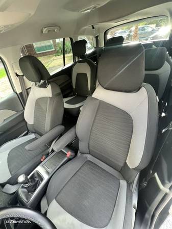 Citroën C4 Picasso 1.6 e-HDi Exclusive - 17