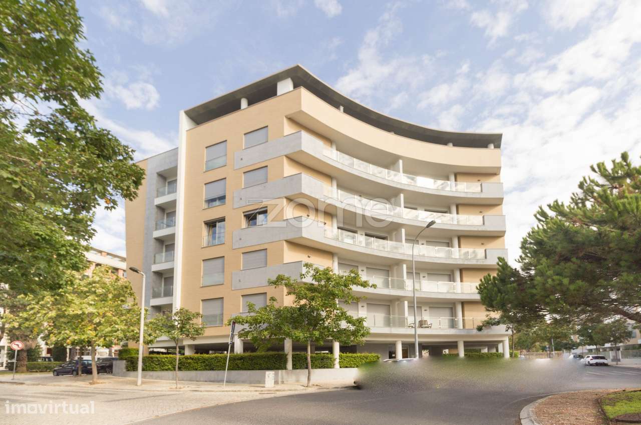 Penthouse T4 com vista mar-33