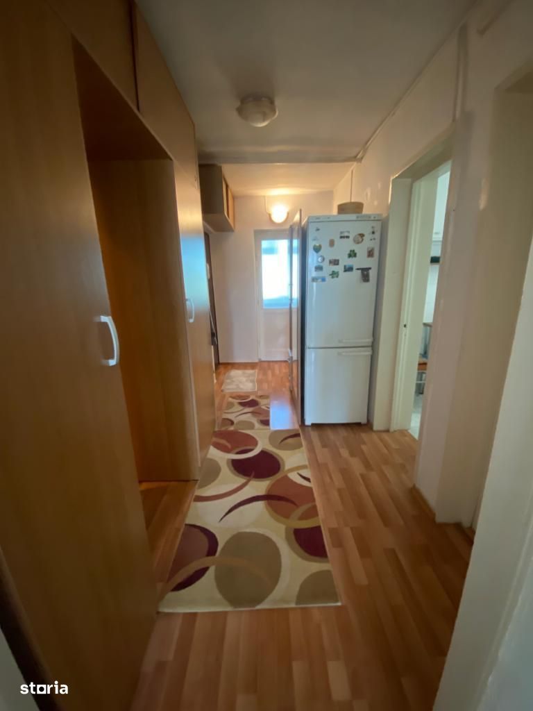 Apartament cu 4 camere decomandate circular, Centru