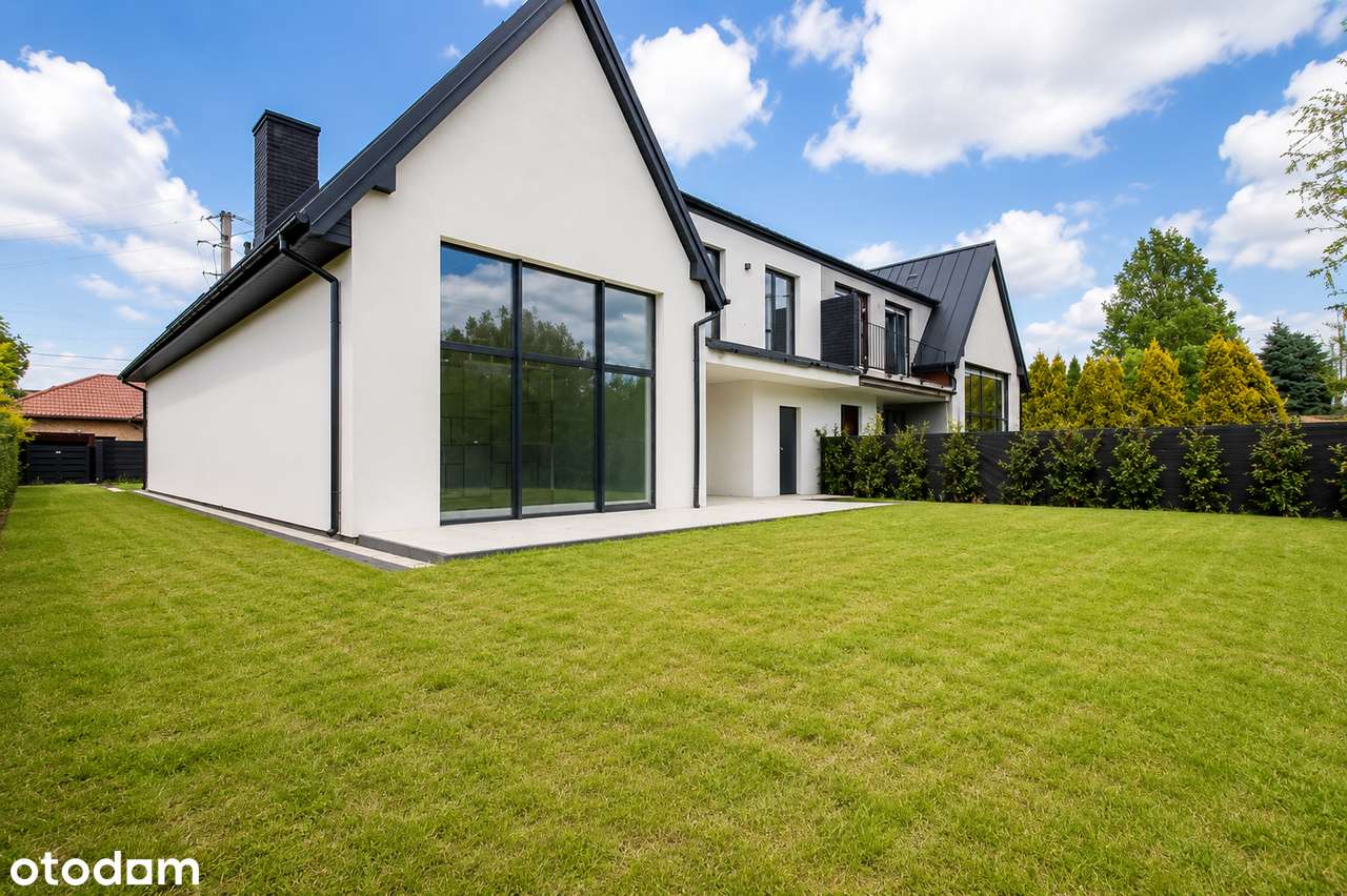 Salon 7 m wysokości | 225 m² | Garaż 2 miejsca |