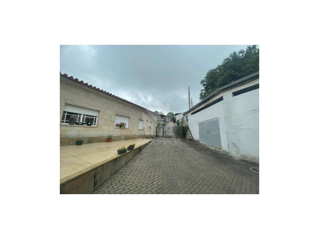 Venda Quinta com 11 Hectares, em Guimarães - Grande imagem: 2/34