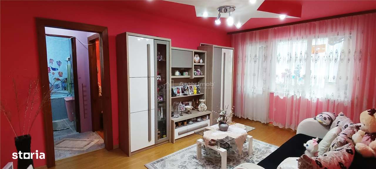 Apartament 2 Cam. Semidecomandate – Moldova NouaCS - Imagine principală: 5/16