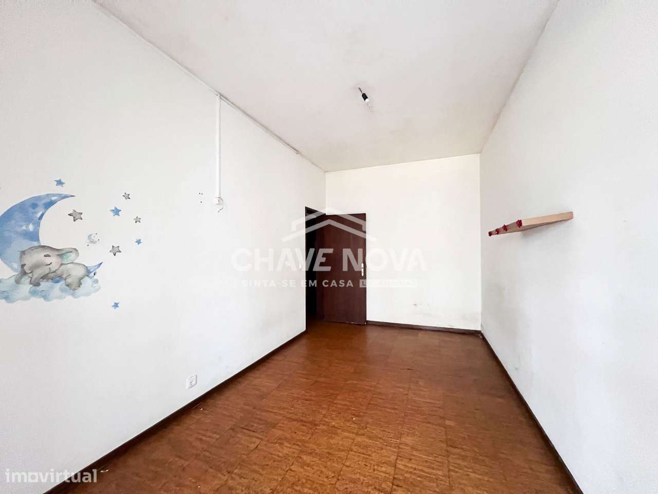 T2 c/ Varanda em Santa Marinha (Devesas) - Grande imagem: 4/16