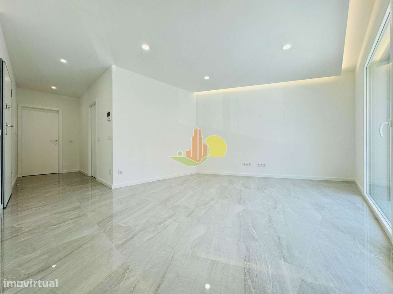 Duplex Novo Junto á Marginal - Grande imagem: 5/27