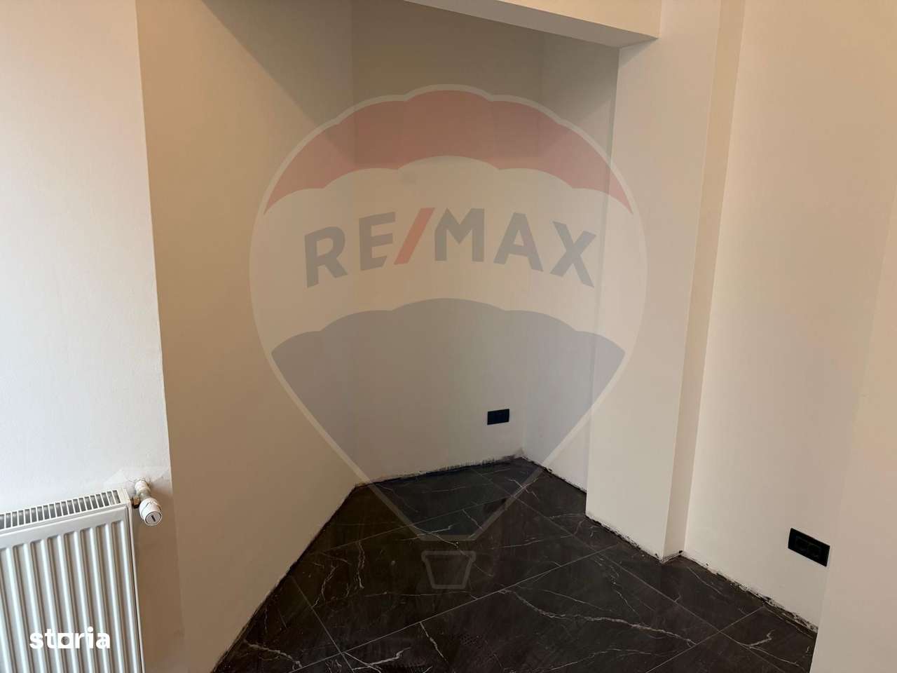 VANZARE Apartament cu 3 camere in zona Dacia-19