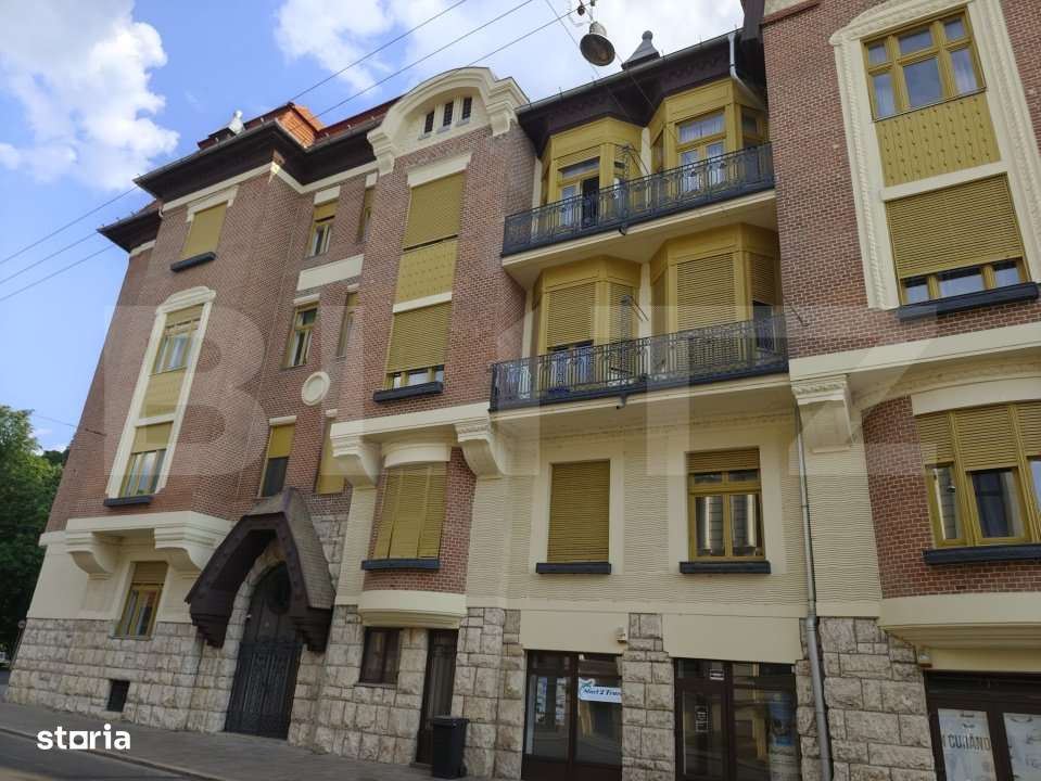 Apartament renovat complet situat in zona ultracentrala in cladire ist - Imagine principală: 1/19