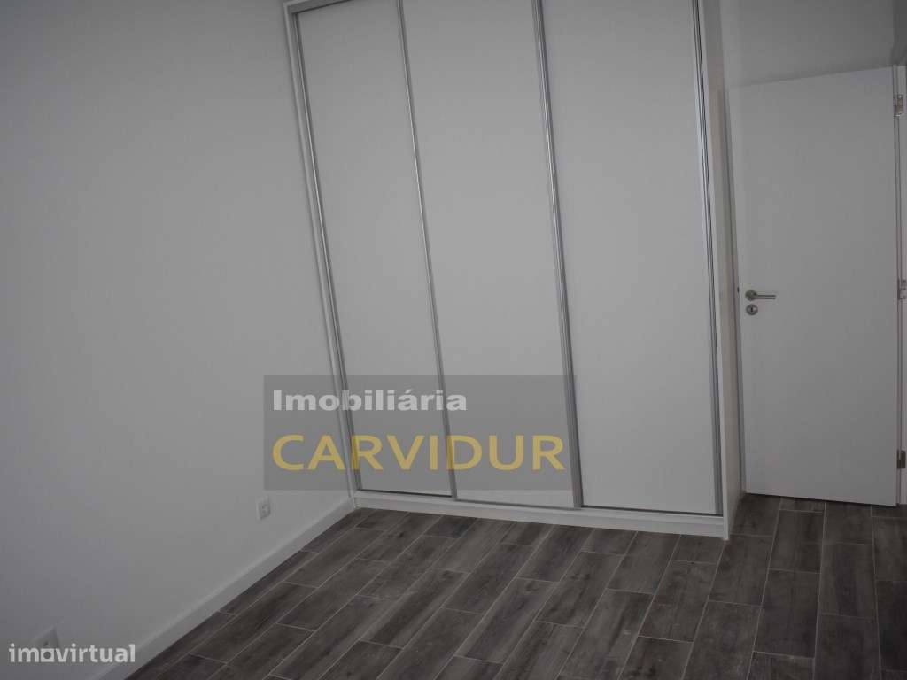 Lavradio T2 totalmente remodelado-12