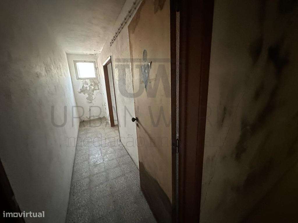 Armazém, Sobral de Monte Agraço, 1.275 m2 - Grande imagem: 4/7