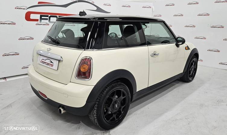 MINI One Standard - 7