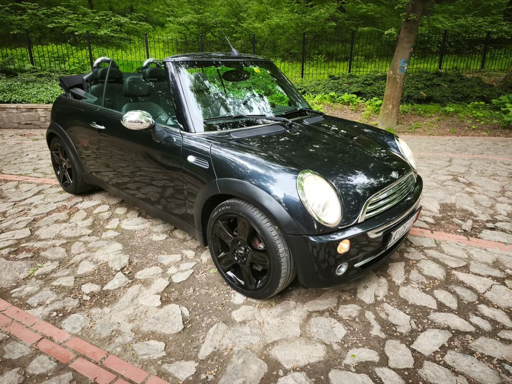 Mini Cooper Sidewalk 2006