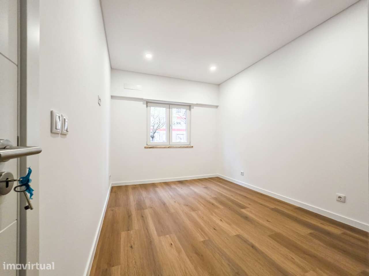 Apartamento Renovado no Bairro do Liceu em Setúbal-21