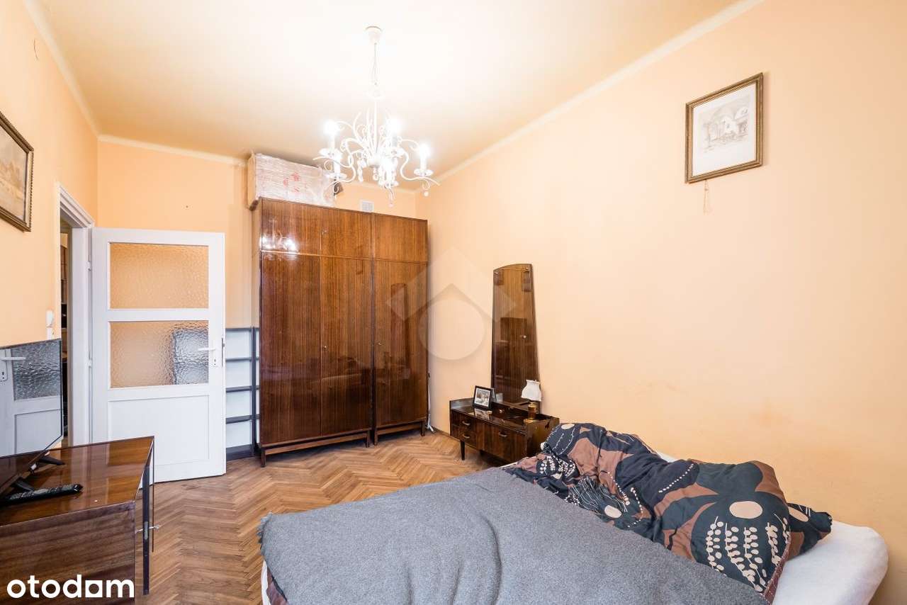 Dwustronne mieszkanie z balkonem francuskim !-4