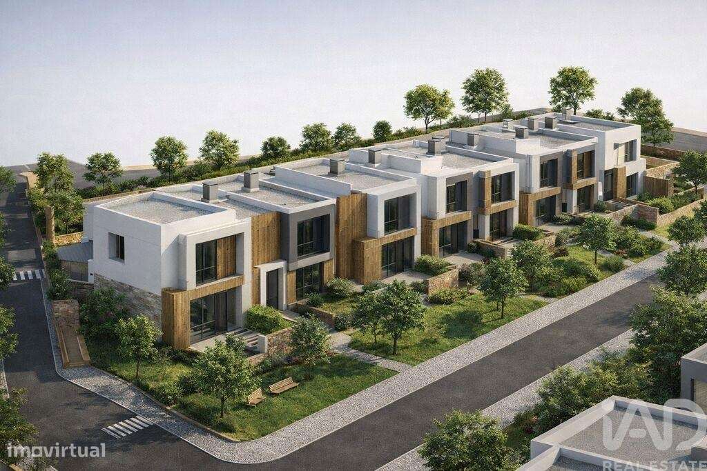 Terreno em Rio Maior de 4314,00 m2 - Grande imagem: 2/23