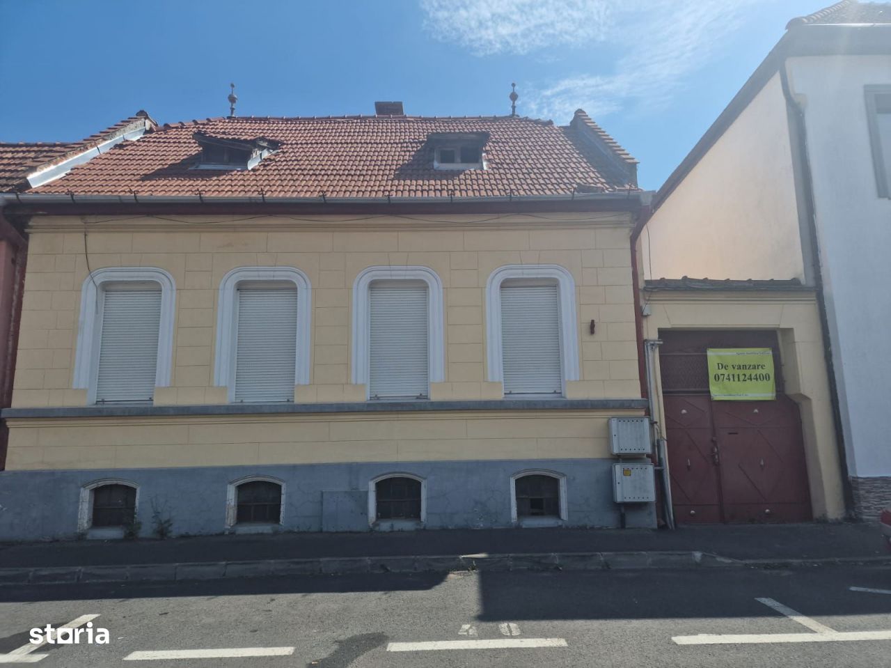 Vanzare casa 4 camere Brasov - central