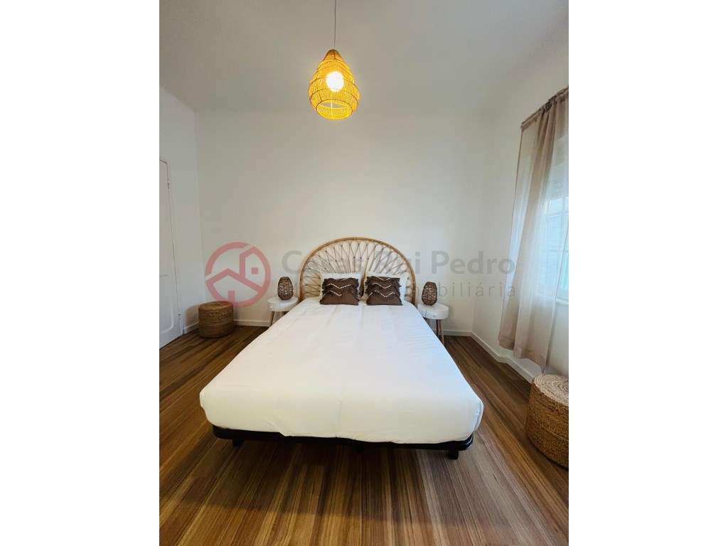 Moradia de 3 pisos com elevado potencial na Costa da Caparica apena...-20