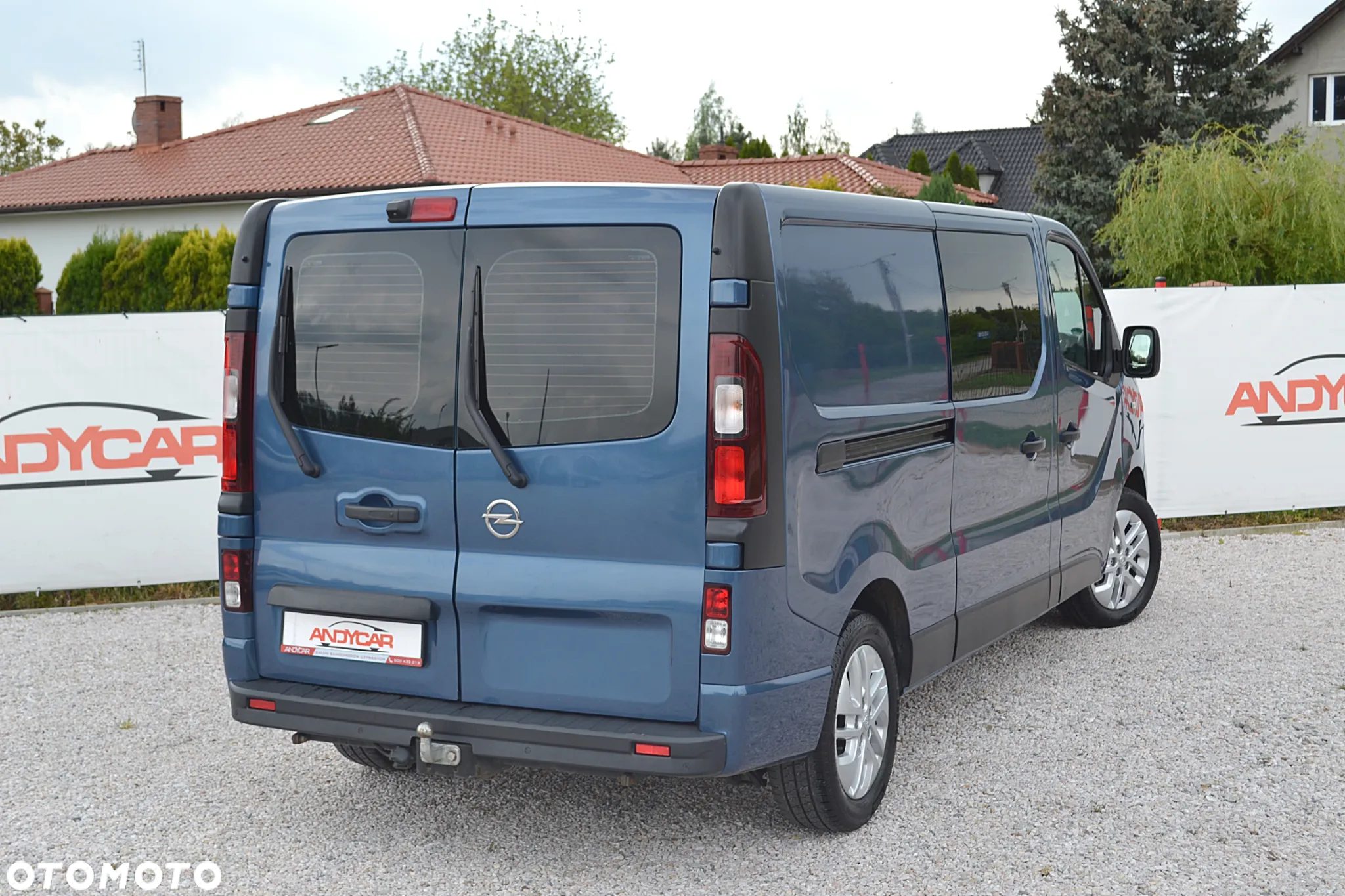 Opel Vivaro - 14