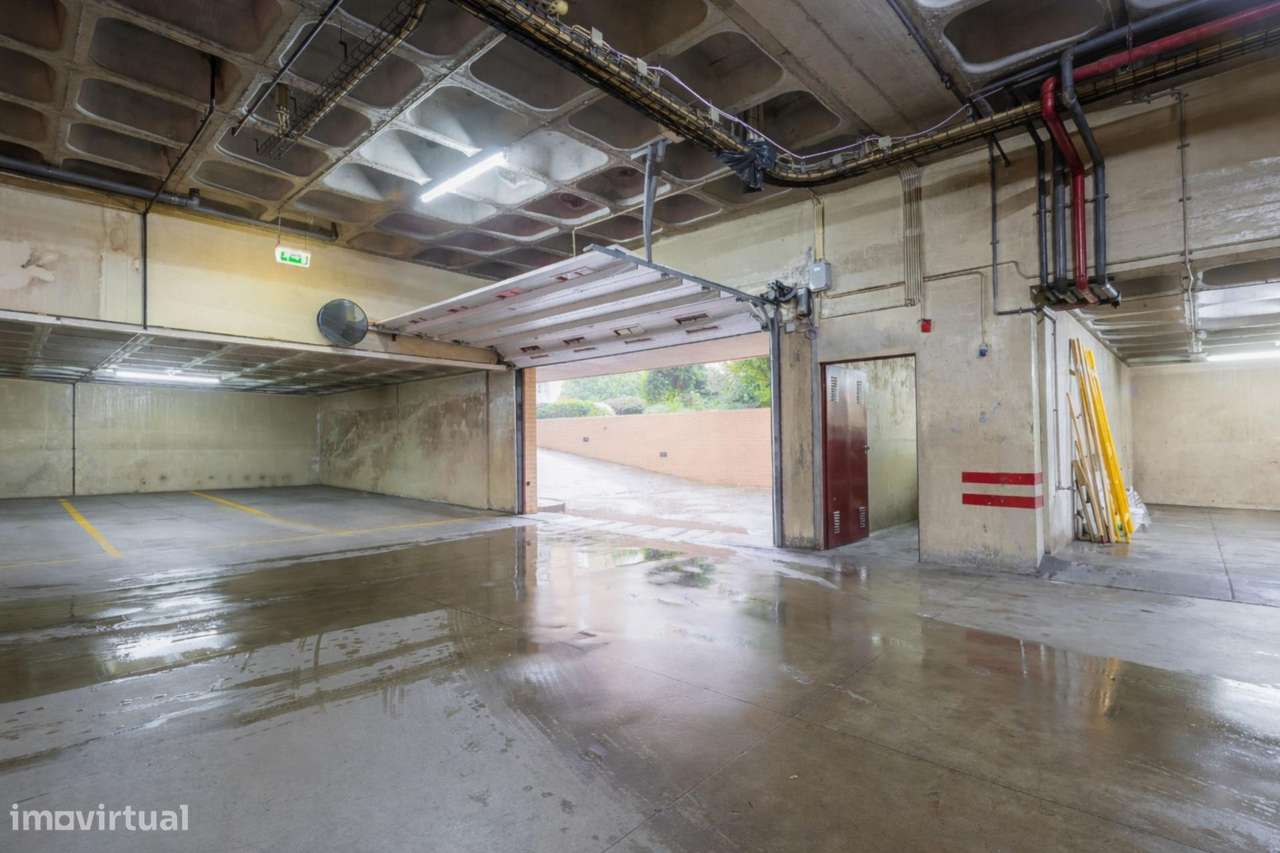 Exclusivo Duplex T5 no prestigiado “CONDOMÍNIO S. JOÃO BOSCO”-48