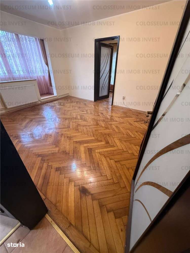 Piata Astra/Uranus apartament 2 camere etaj 2 din 4 - Imagine principală: 3/10
