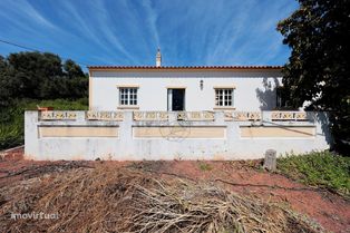 Moradia T4  Vista Campo  em Vale Fuzeiros - Silves