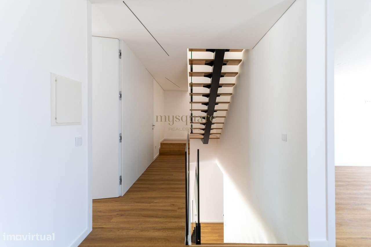 Moradia geminada T4 - Canidelo, Gaia-14