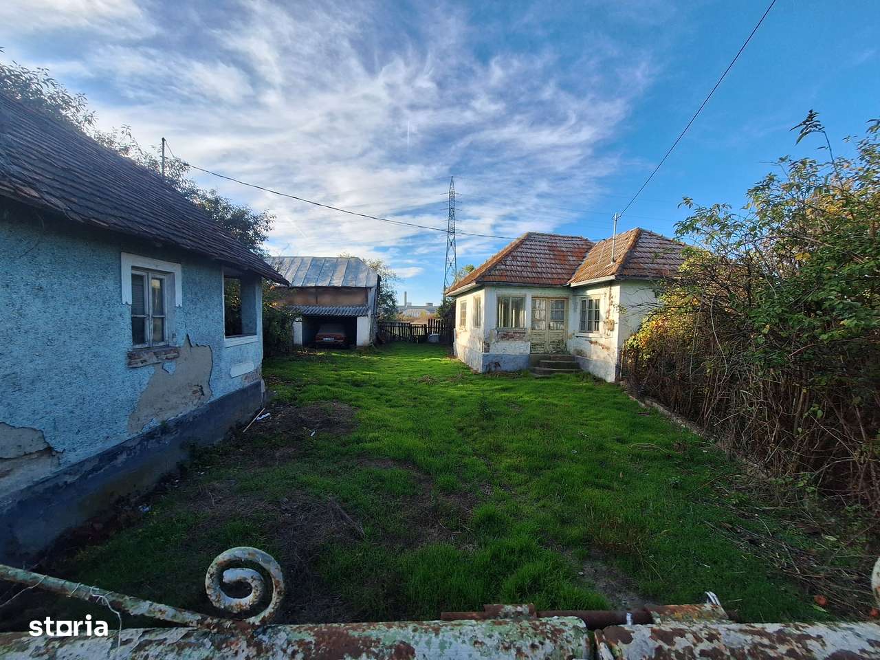 Teren cu deschidere  la DN -Raureni - 4 banzi-1