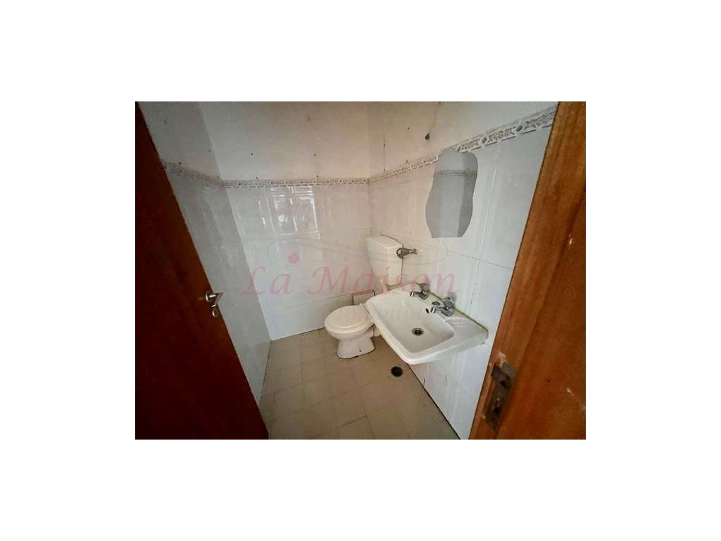 Excelente Apartamento T3 em Casal de Cambra-7