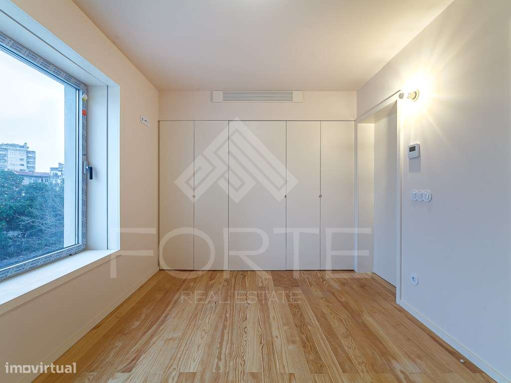 T3 com Piscina em Plena Cidade de São João da Madeira-25