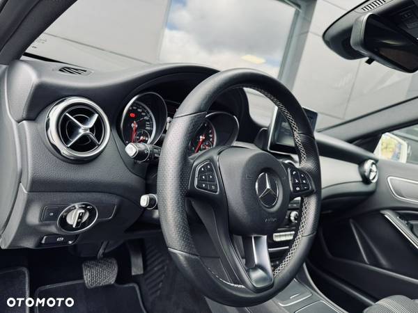 Mercedes-Benz GLA 220 4-Matic Style - 15