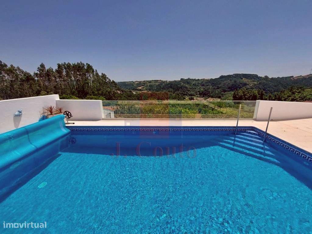 Moradia T5 | Piscina | Terreno | Vistas panorâmicas-18