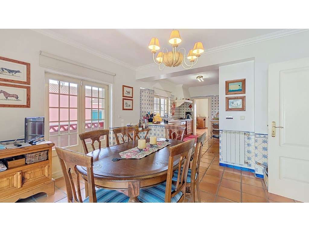 Moradia T4 isolada, usada, Encarnação - Mafra-6