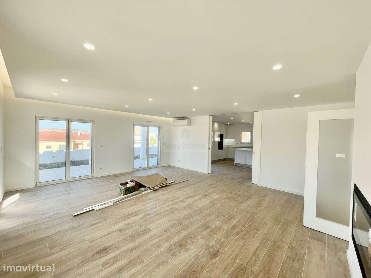 Moradia nova T6 na Ventosa - Torres Vedras-11